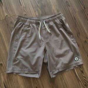 Like New Vuori Kore Short 7” Unlined Men’s Small Hard-To-Find Fossil Colorway